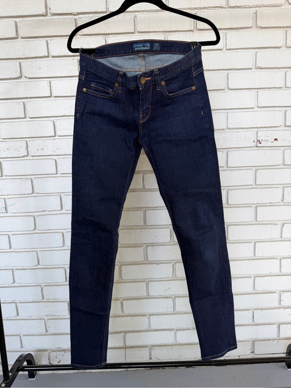 Patagonia Skinny Jeans | Sustainable Outdoor Denim | Dark Wash | Size 26